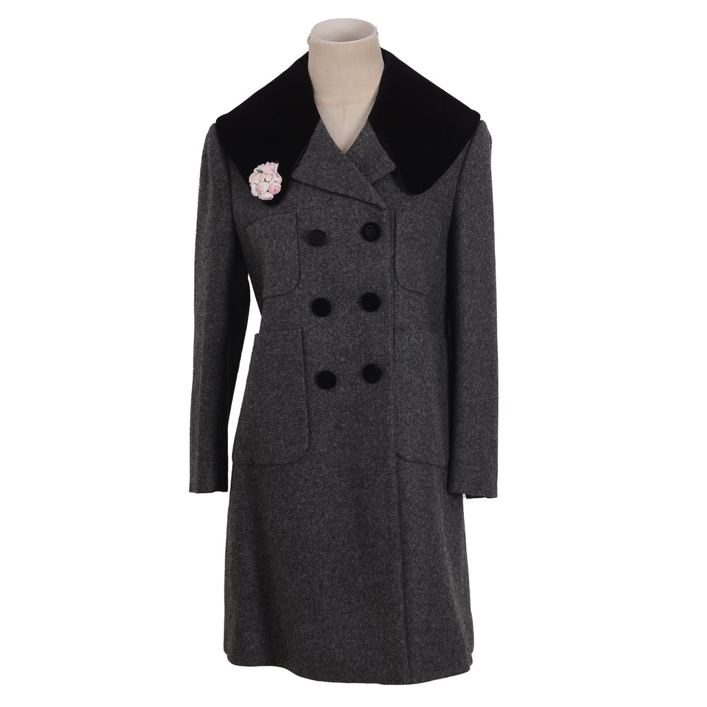 GUCCI Velvet Collar Wool Coat Size 42 Medium